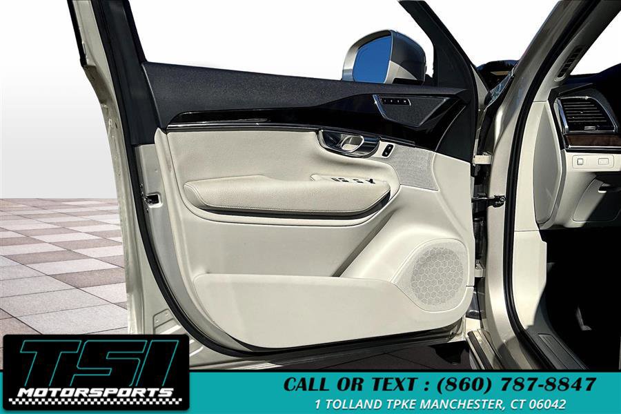 Used 2018 Volvo XC90 T6 Momentum w/ Momentum Plus Package image 23
