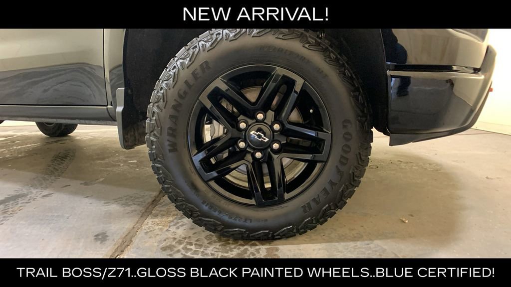 Used 2024 Chevrolet Silverado 1500 Custom Trail Boss AWD/4WD image 9