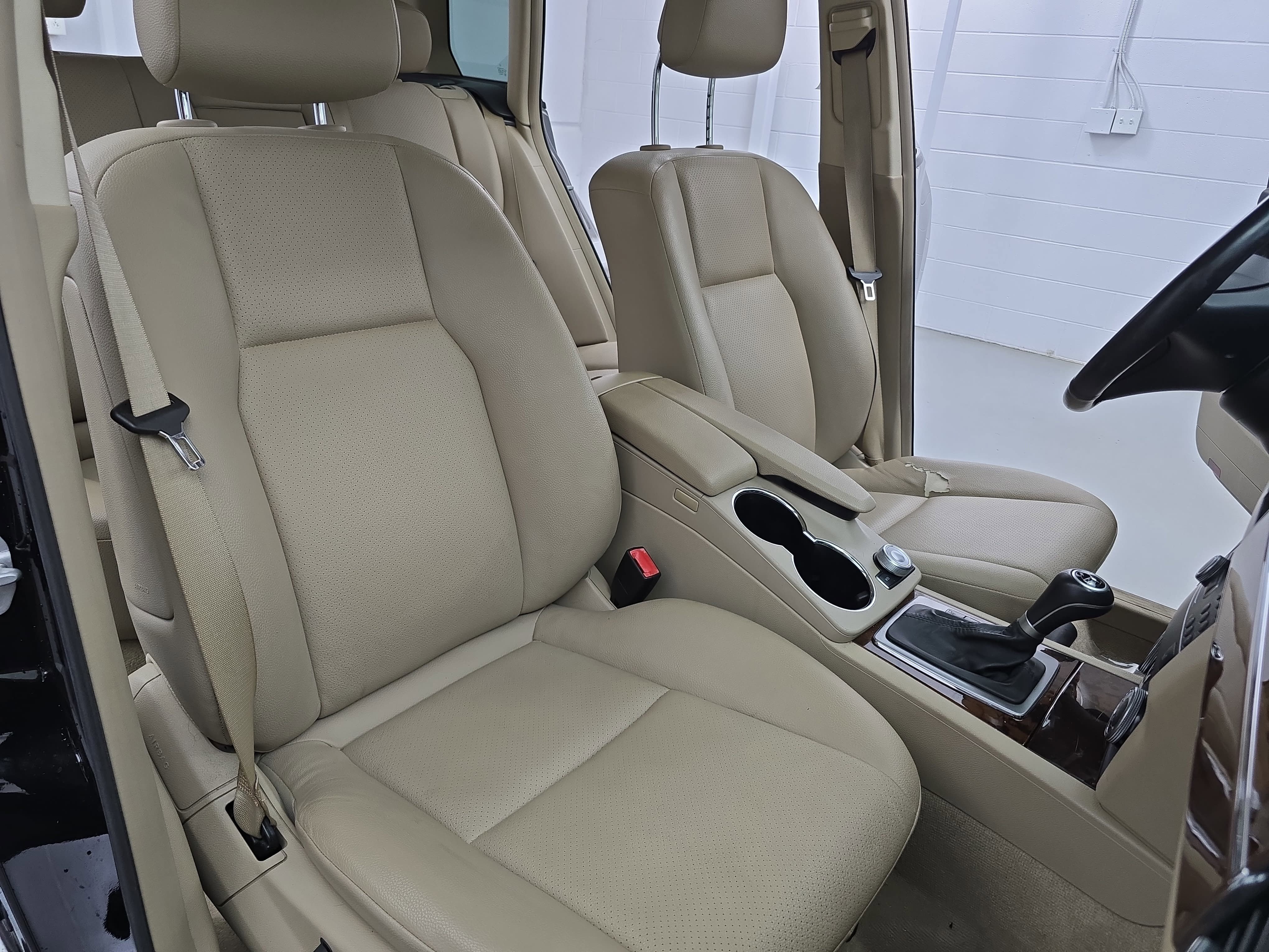 Used 2011 Mercedes-Benz GLK 350 2WD image 10