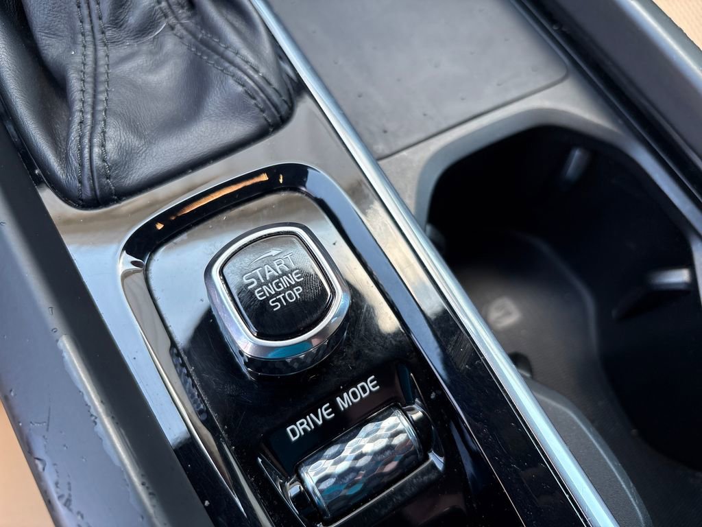 Used 2021 Volvo XC60 T5 Inscription w/ Advanced Package image 22