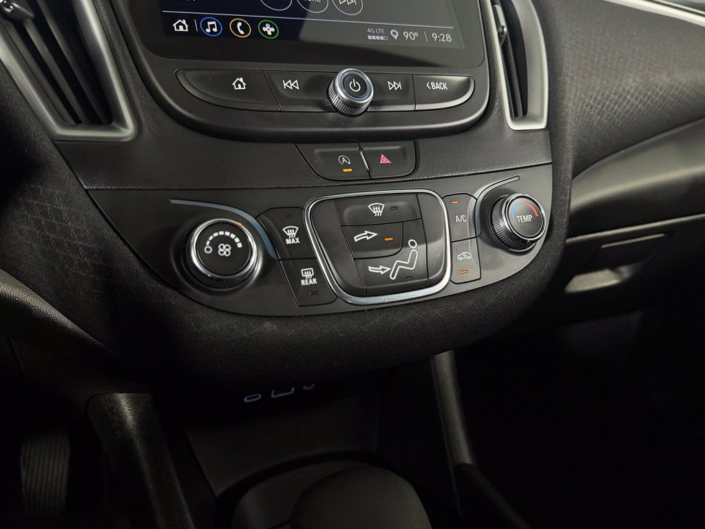 Used 2025 Chevrolet Malibu RS FWD image 18