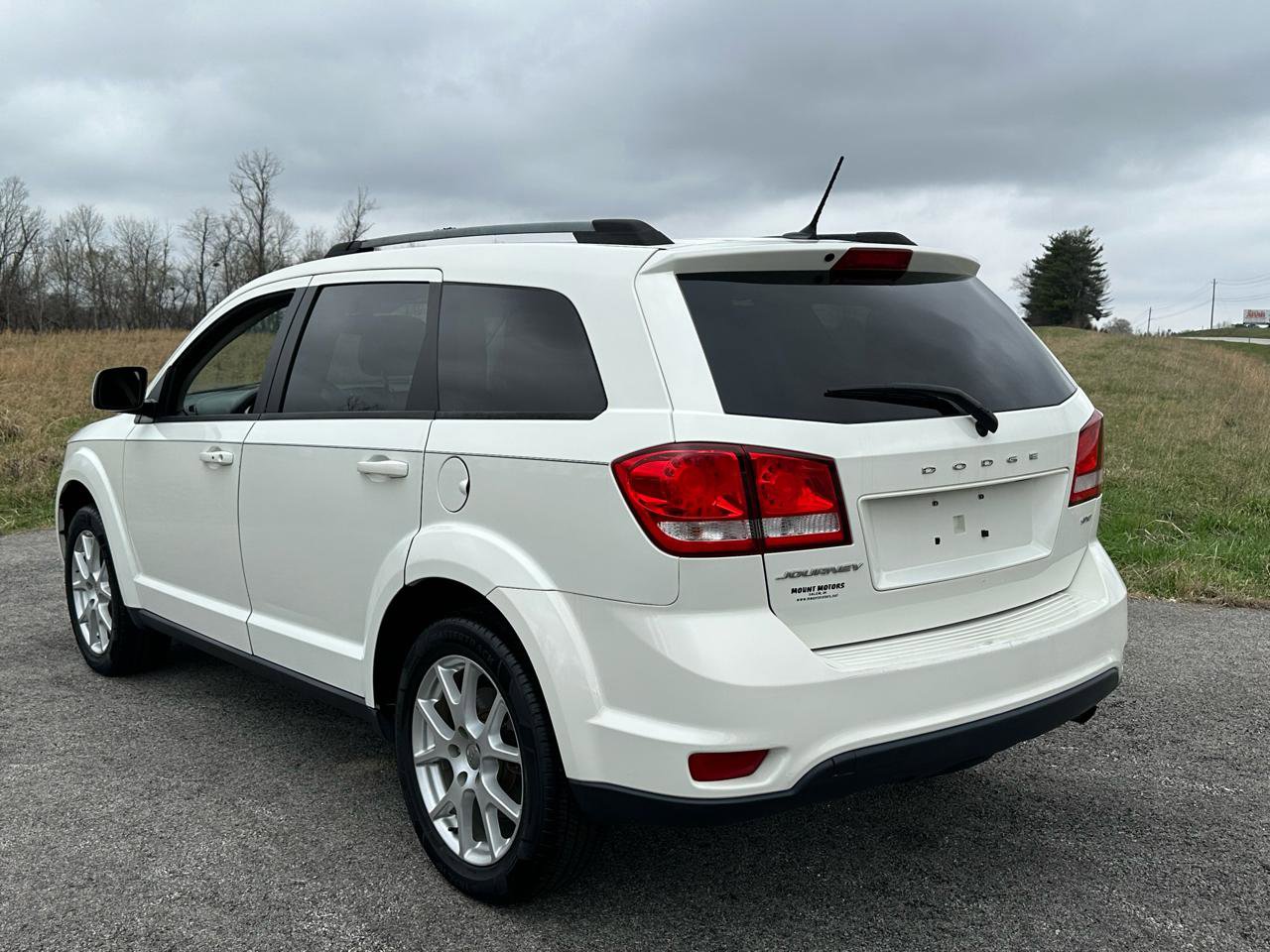 Used 2017 Dodge Journey SXT w/ Premium Group image 5