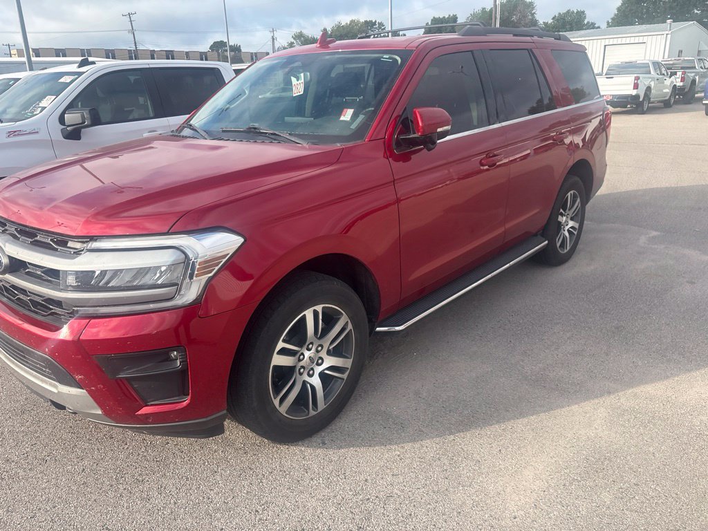 Used 2022 Ford Expedition XLT AWD/4WD image 7