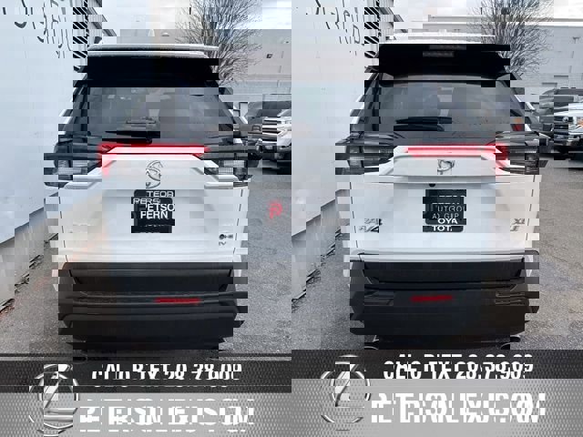 Used 2025 Toyota RAV4 XLE image 4