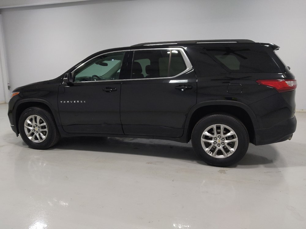 Used 2021 Chevrolet Traverse LT w/ LPO, Cargo Package AWD/4WD image 3
