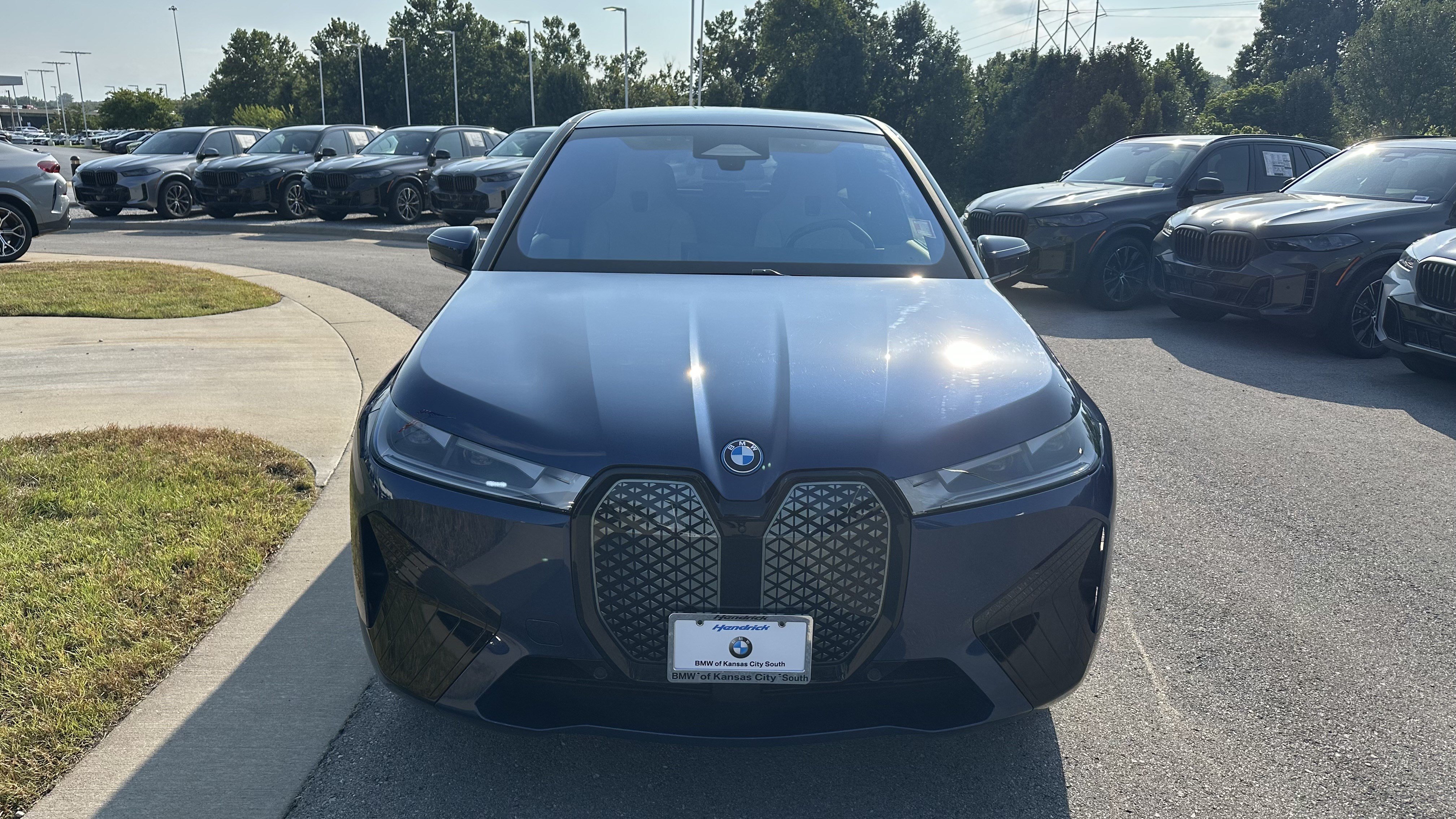 Certified 2024 BMW iX xDrive50 w/ Sport Package AWD/4WD image 3