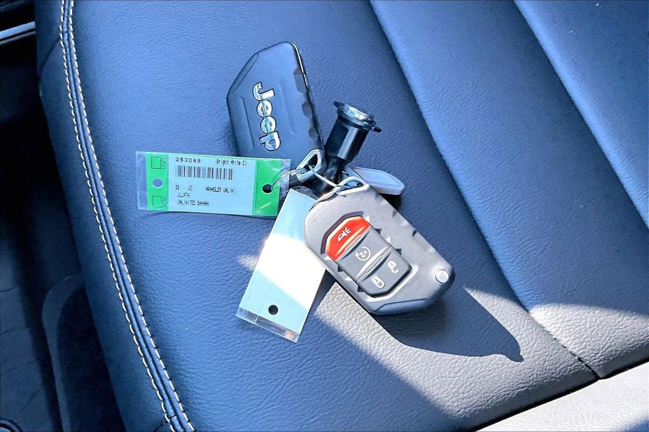 New 2026 Jeep Wrangler Sahara AWD/4WD image 31