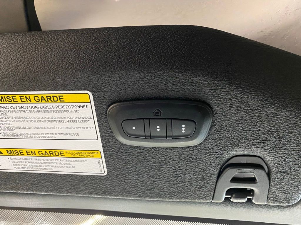 Used 2023 Jeep Wrangler Unlimited Sahara image 35