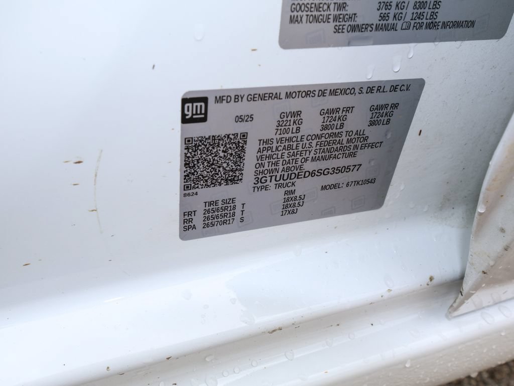 Used 2025 GMC Sierra 1500 SLT AWD/4WD image 30