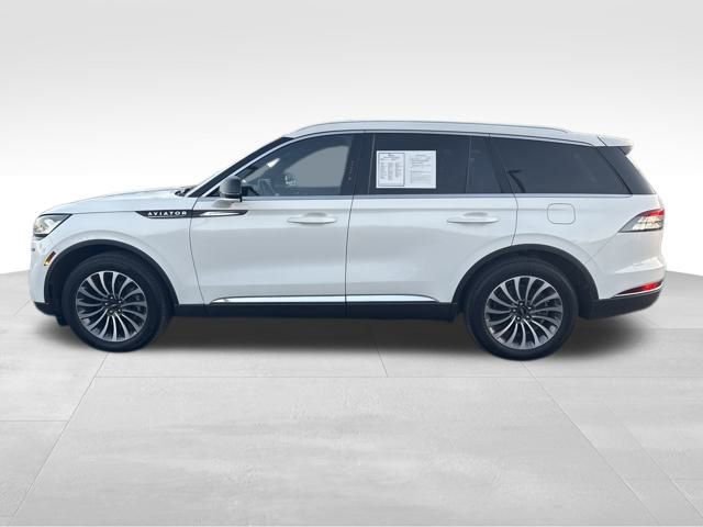 Certified 2023 Lincoln Aviator Reserve w/ Elements Package Plus image 3