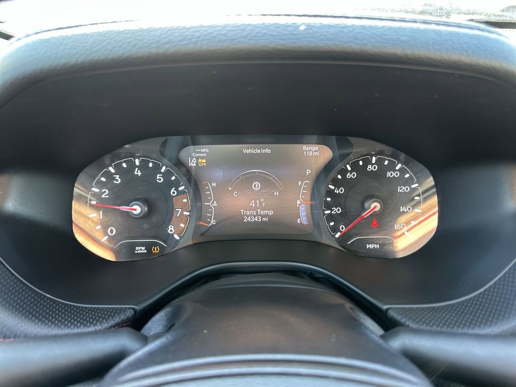 Used 2022 Jeep Compass Trailhawk w/ Trailhawk Convenience Group AWD/4WD image 15