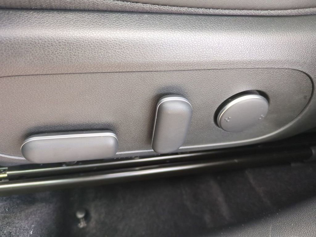 New 2026 Hyundai Kona Limited image 22