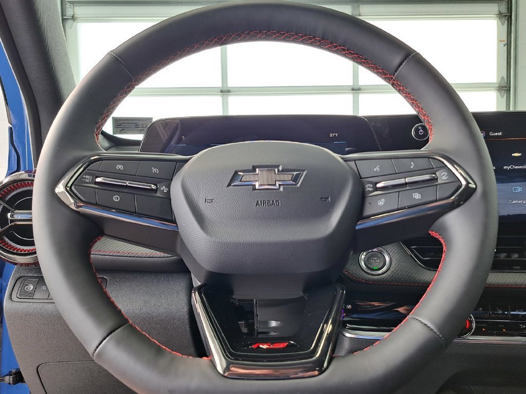 New 2027 Chevrolet Equinox RS w/ Convenience Package III FWD image 9