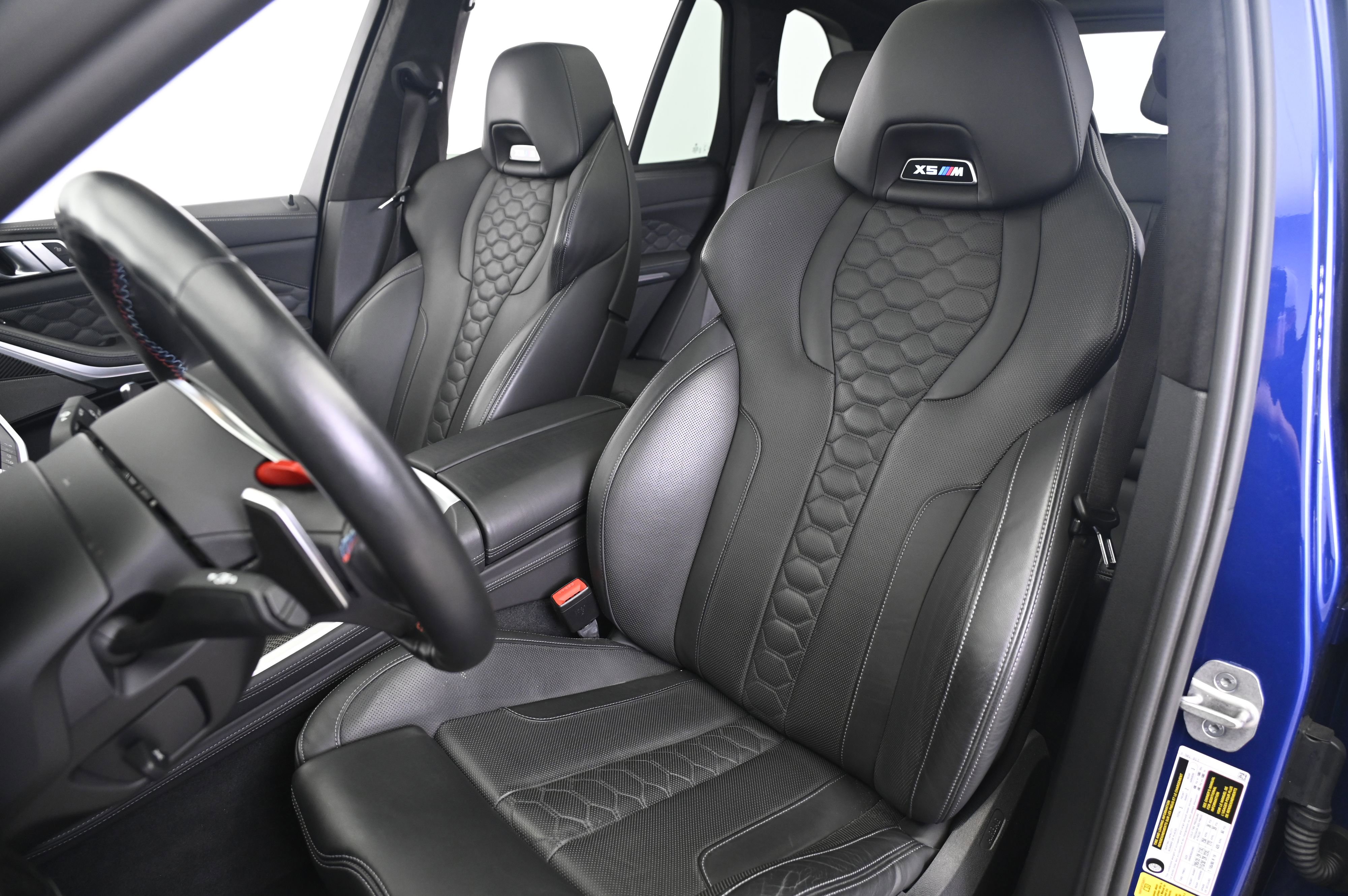 Used 2022 BMW X5 M w/ Executive Package image 30