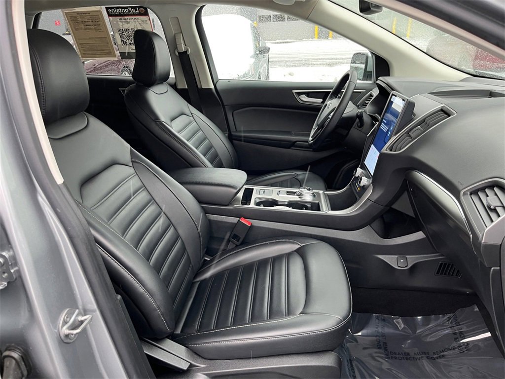 Used 2022 Ford Edge SEL w/ Convenience Package image 22