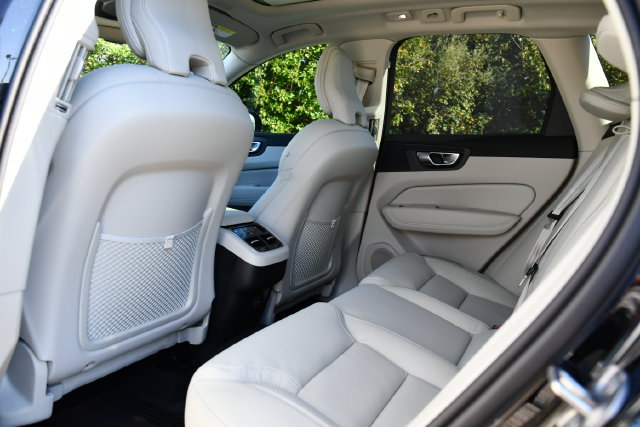 New 2027 Volvo XC60 B5 Ultra AWD/4WD image 18