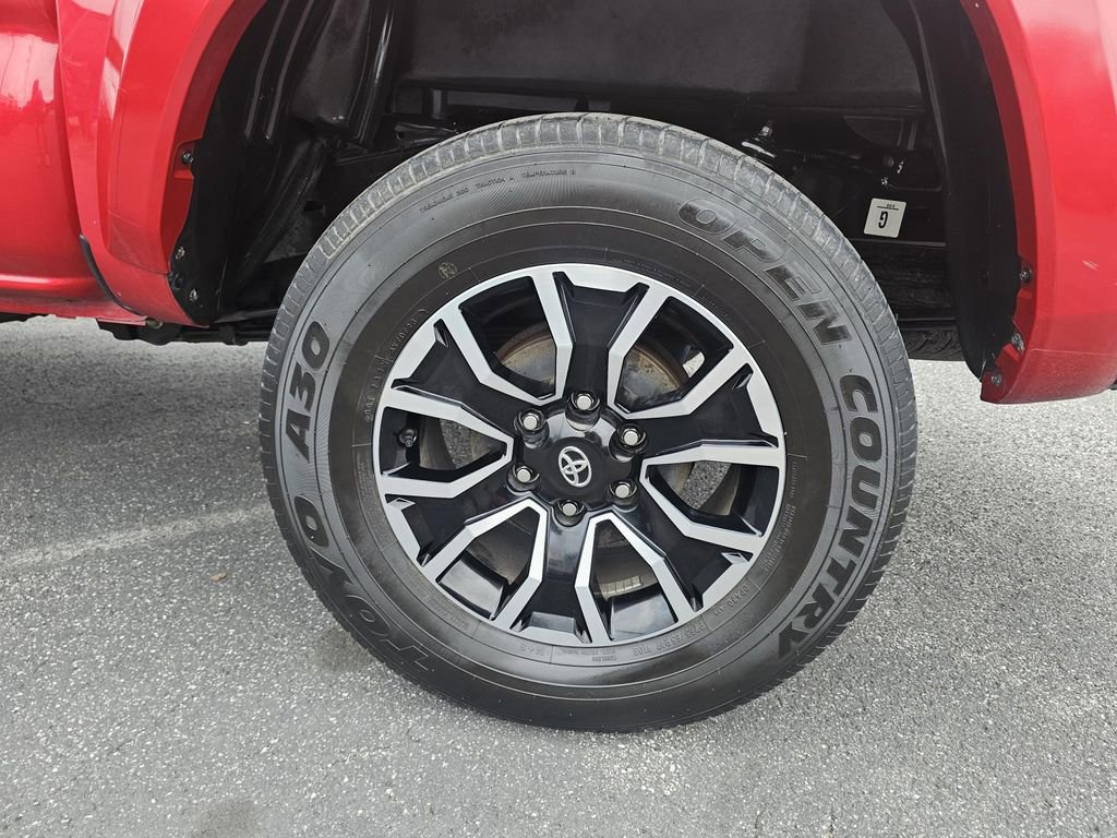 Used 2023 Toyota Tacoma TRD Sport image 11