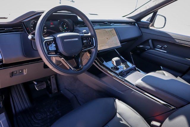 New 2025 Land Rover Range Rover Sport Autobiography image 9