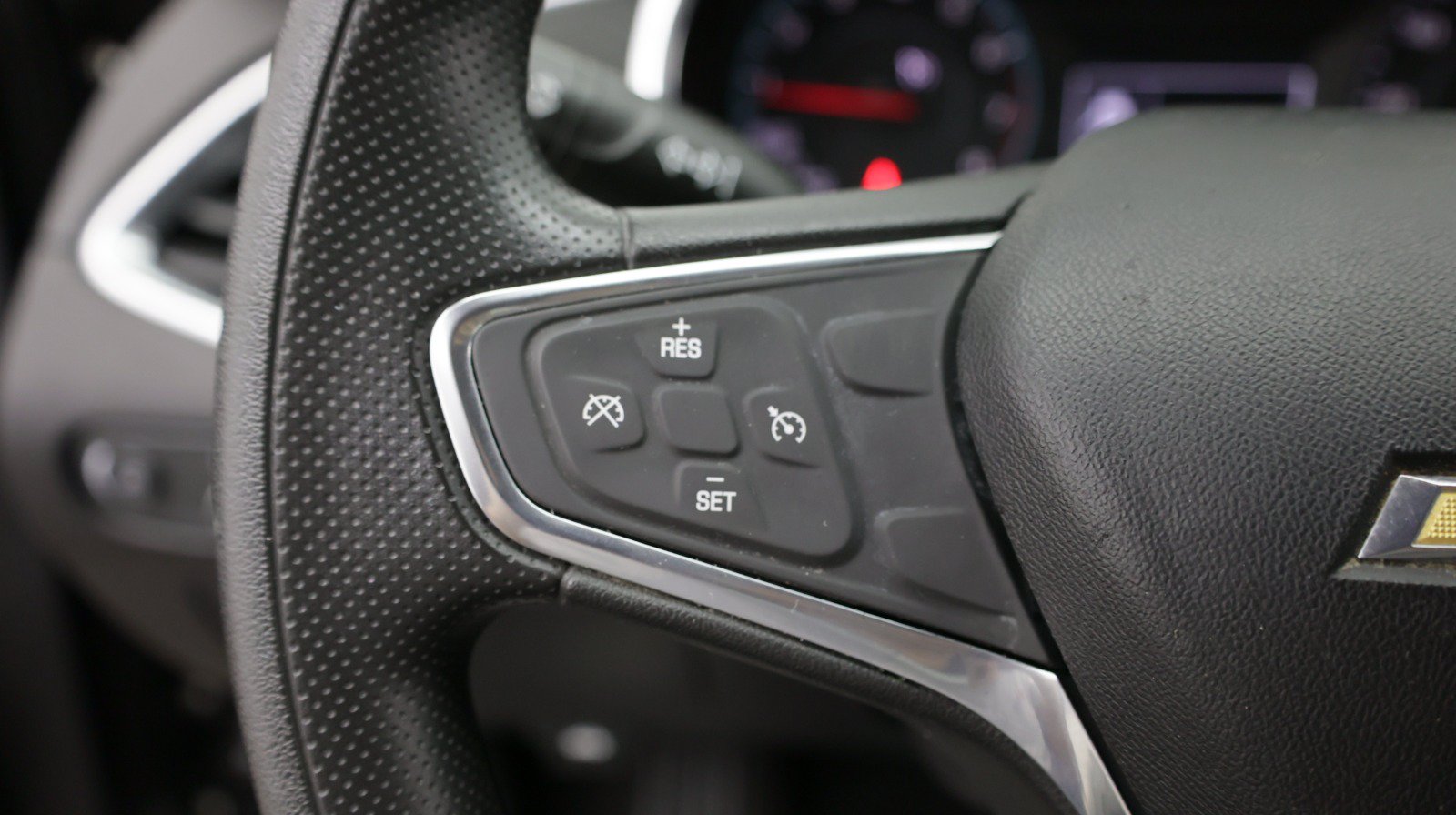 Used 2021 Chevrolet Malibu LT FWD image 22