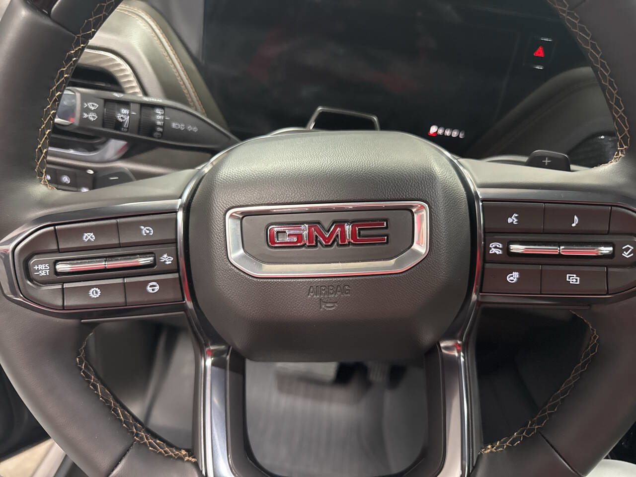 Used 2026 GMC Yukon AT4 w/ AT4 Premium Plus Package image 29