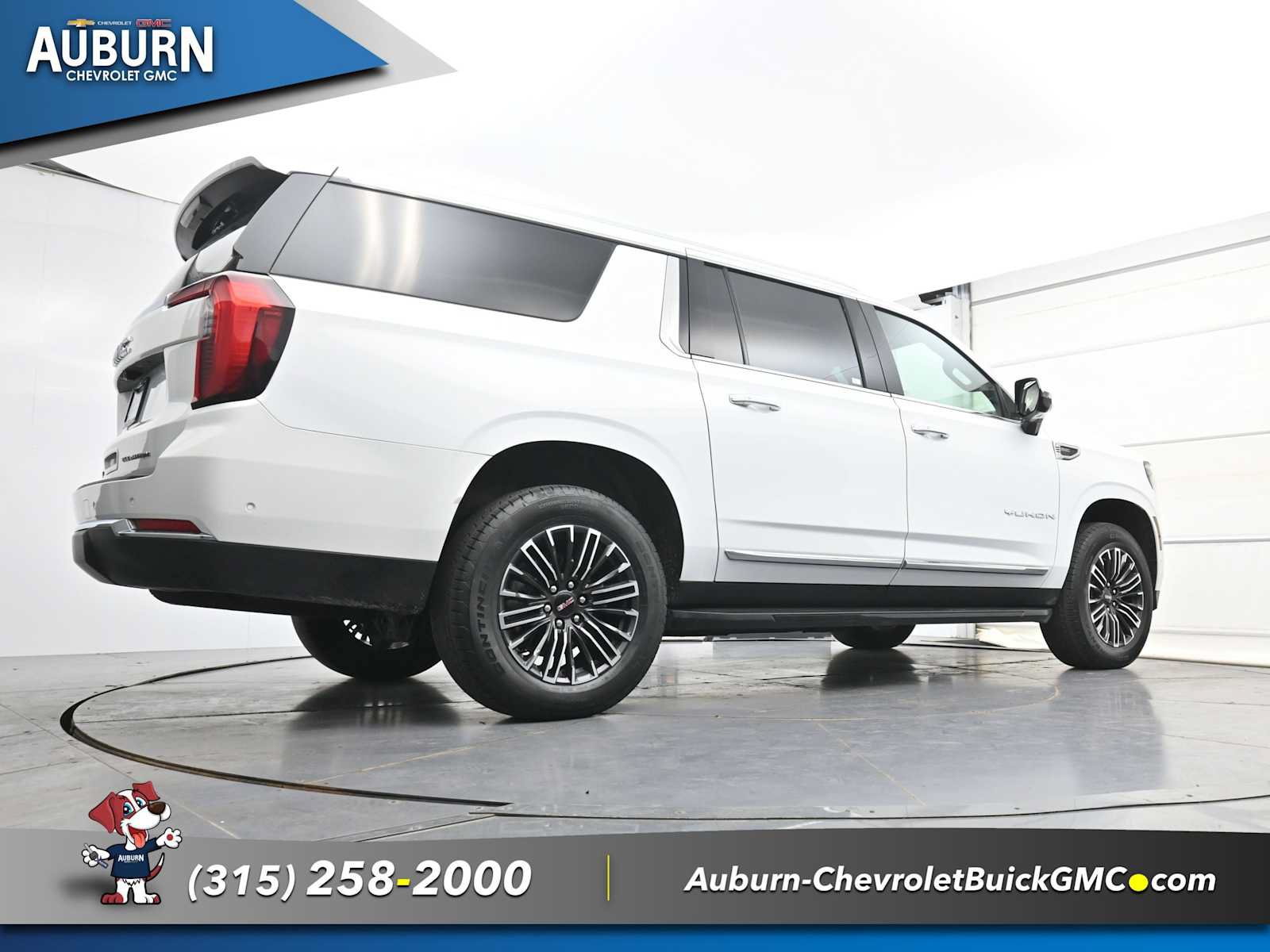 Used 2025 GMC Yukon XL Elevation AWD/4WD image 42
