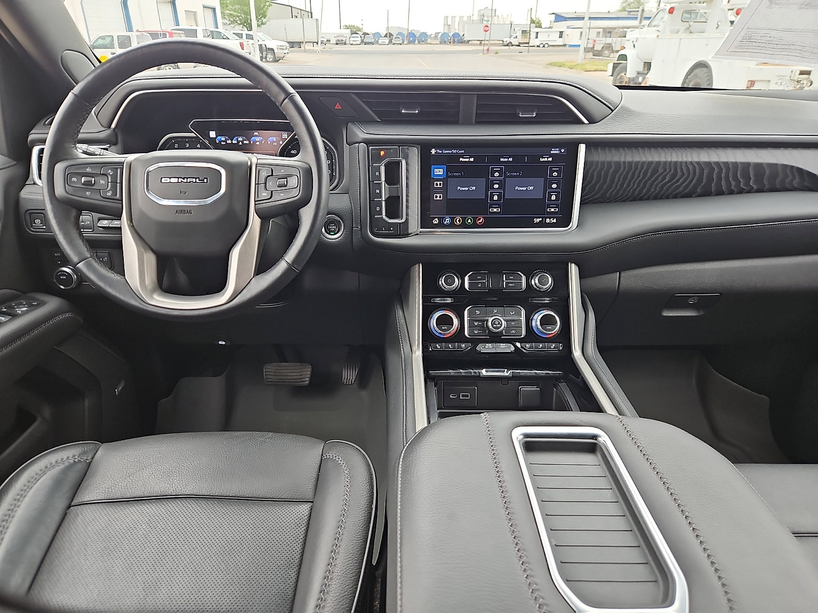 Used 2021 GMC Yukon Denali w/ Denali Premium Package AWD/4WD image 12