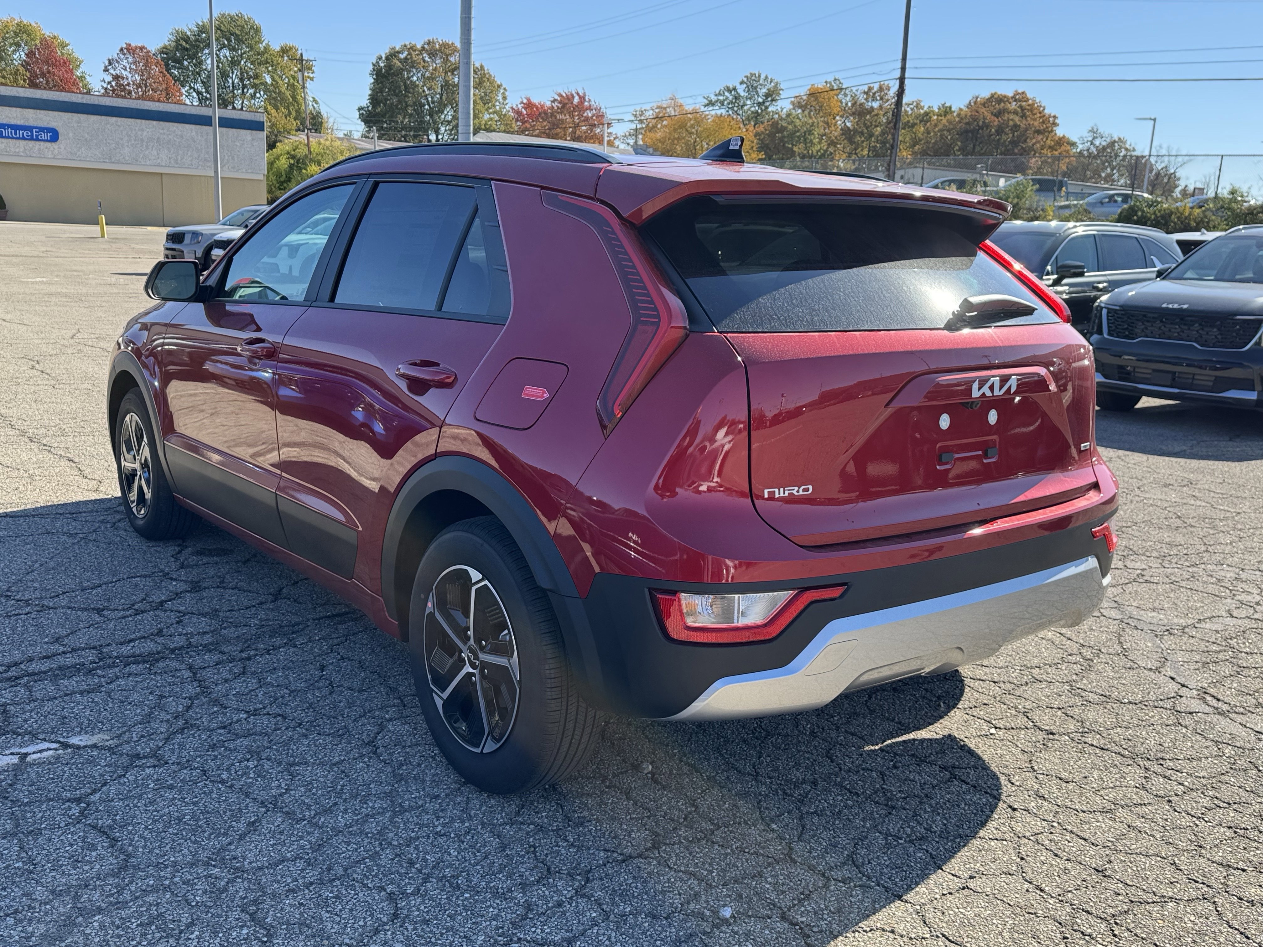 New 2026 Kia Niro LX image 7
