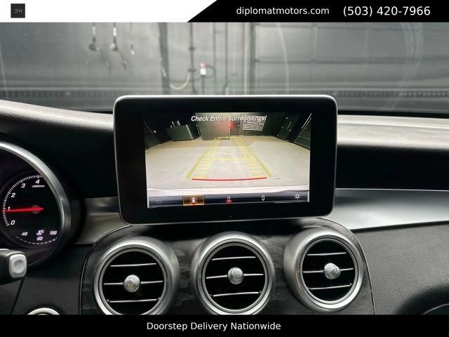 Used 2017 Mercedes-Benz GLC 300 4MATIC image 29