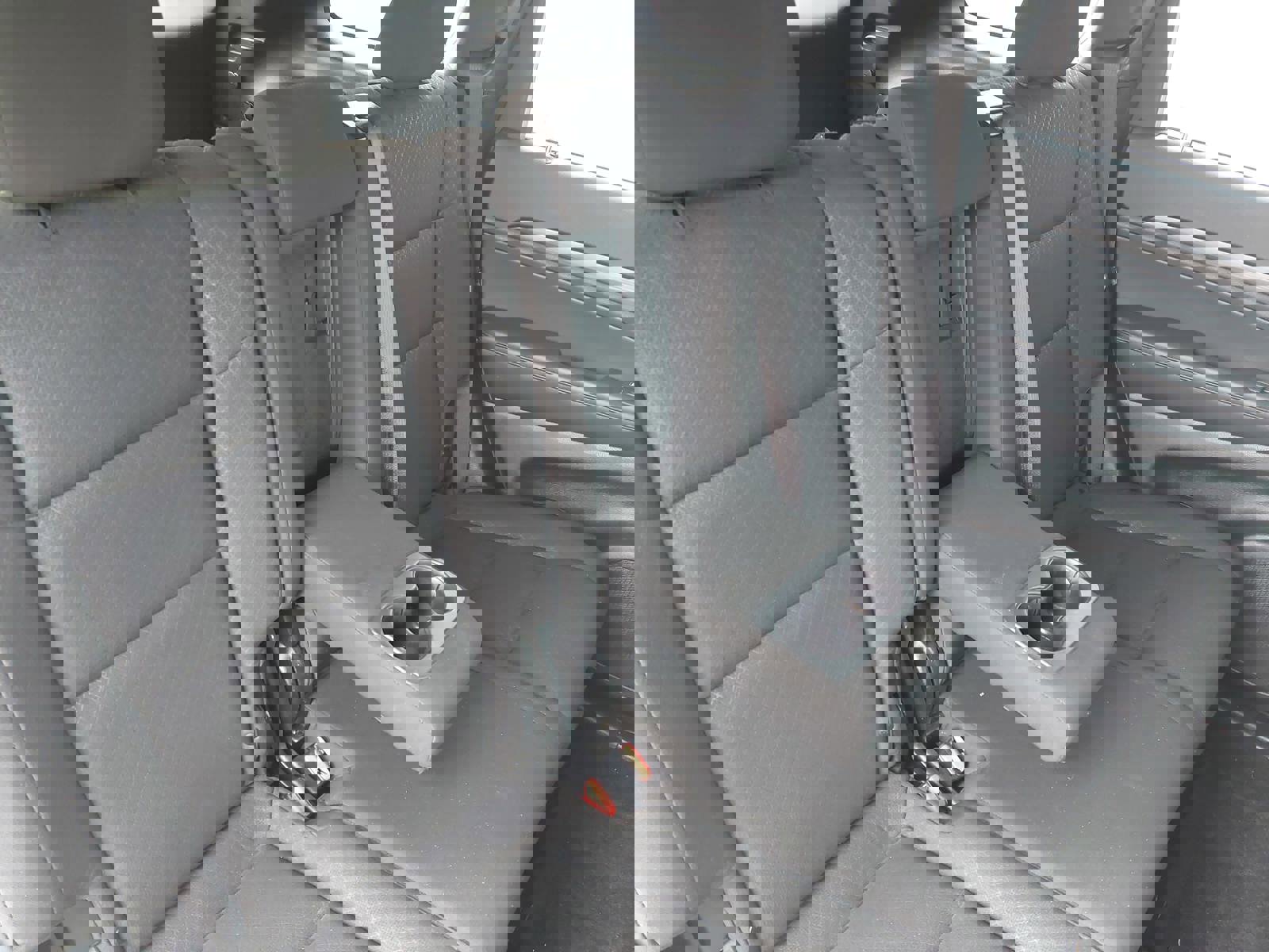 Used 2021 Jeep Grand Cherokee Laredo image 11