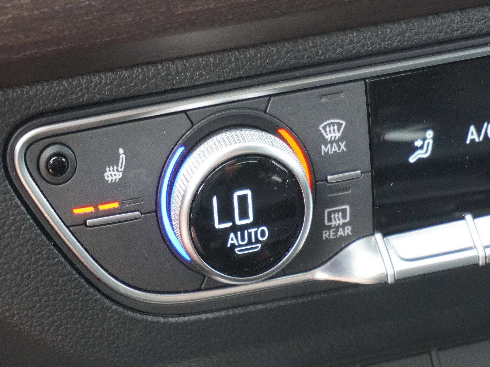 Used 2023 Audi Q5 2.0T Premium w/ Convenience Package image 25