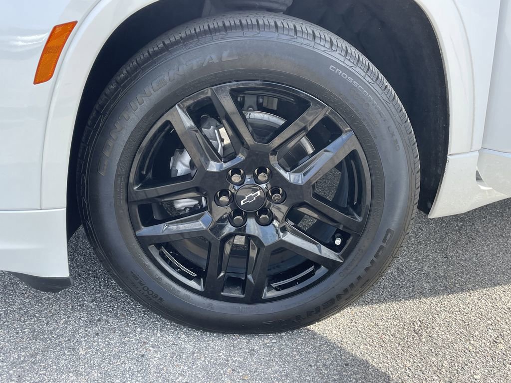 Certified 2023 Chevrolet Traverse Premier image 37
