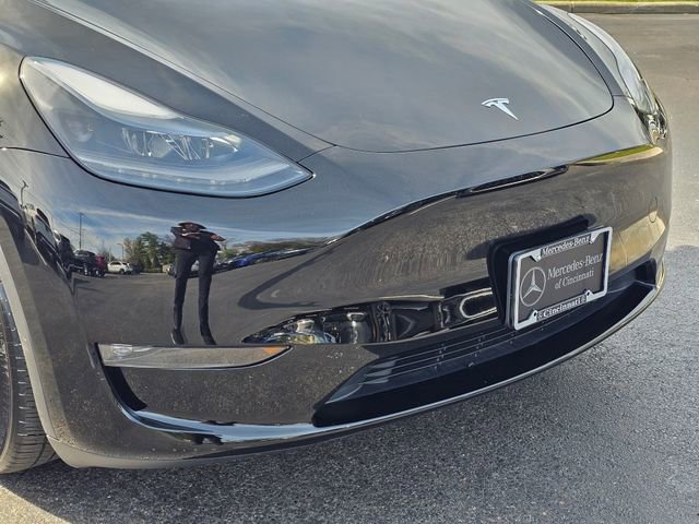 Used 2024 Tesla Model Y Performance image 3