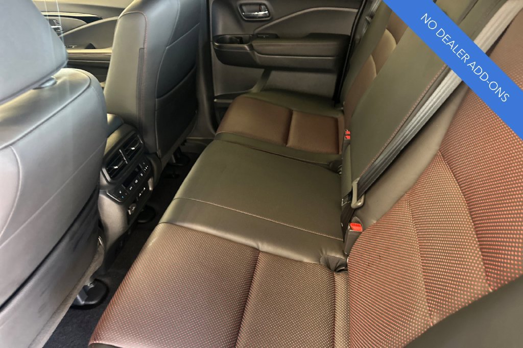 Certified 2025 Honda Ridgeline Black Edition image 13