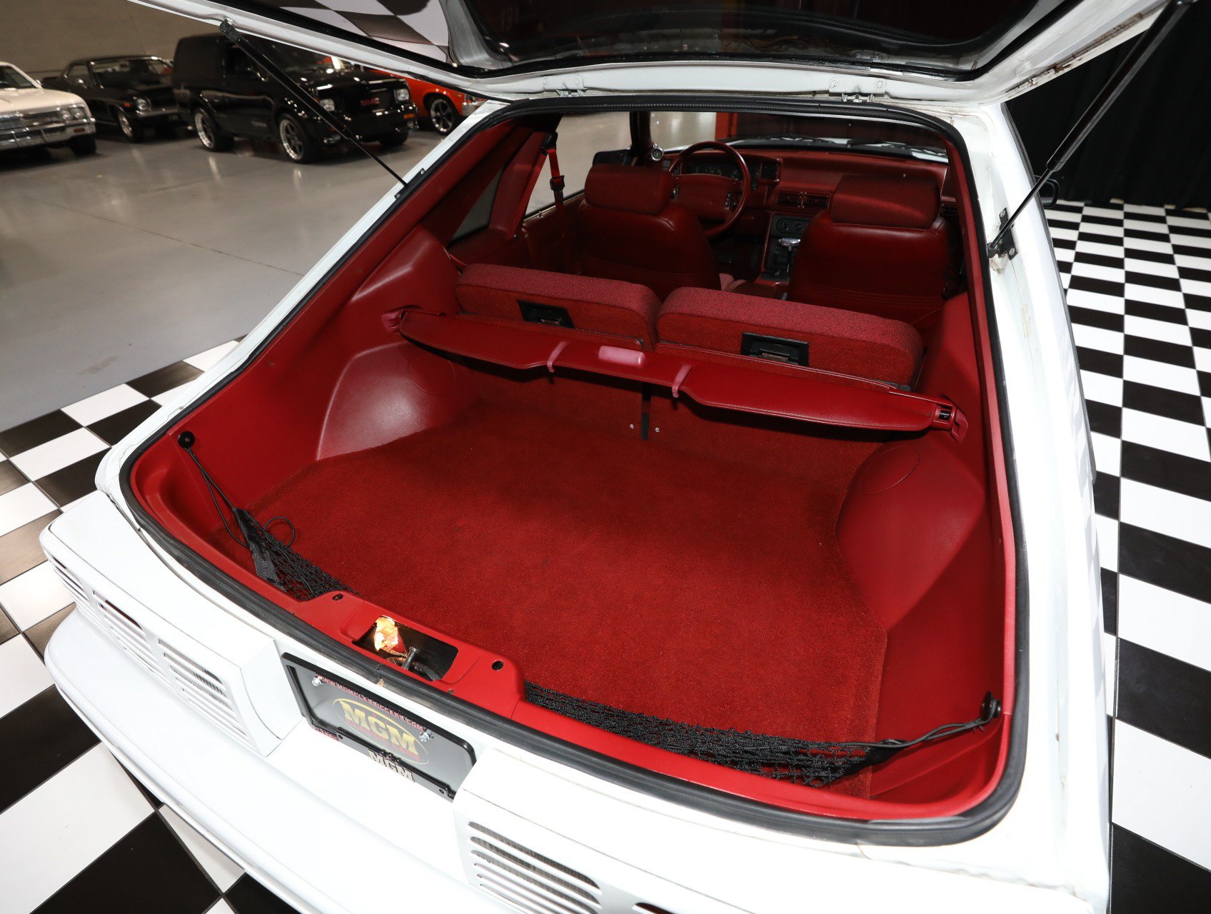 Used 1992 Ford Mustang GT RWD image 5