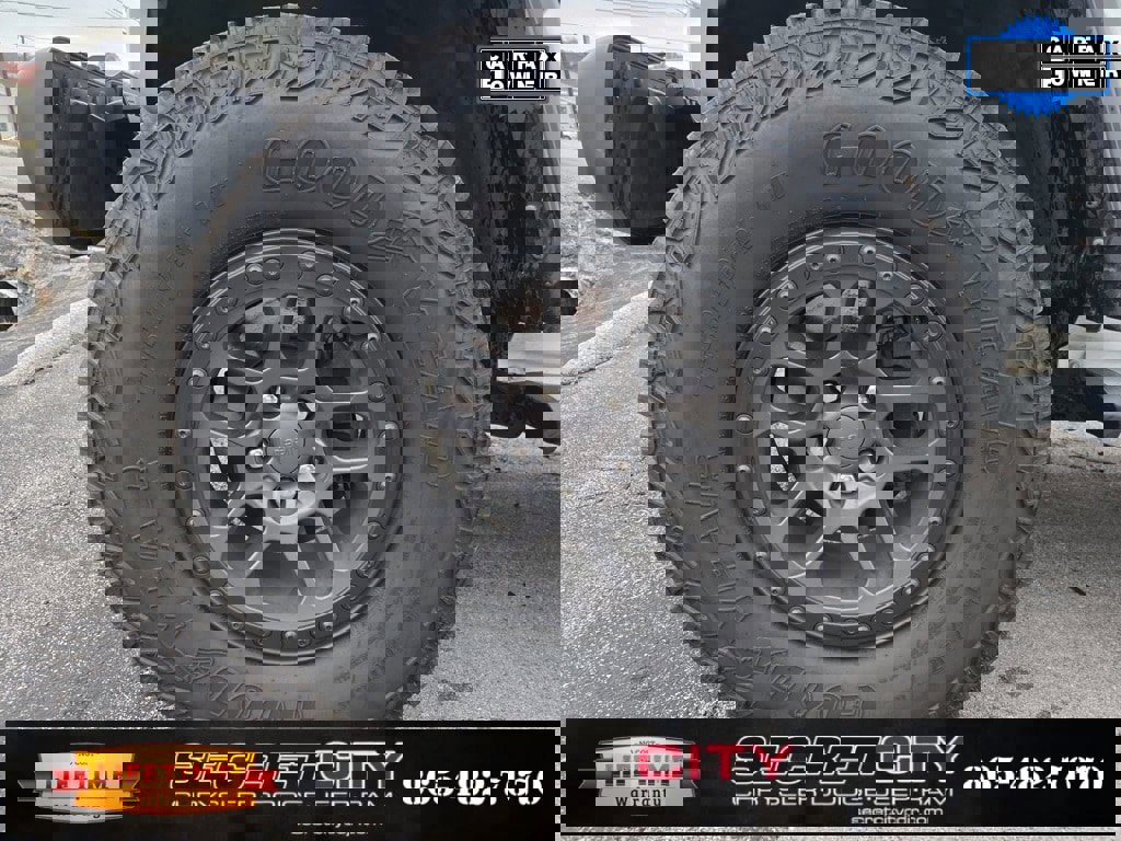 Used 2022 Jeep Wrangler Unlimited Sport image 9