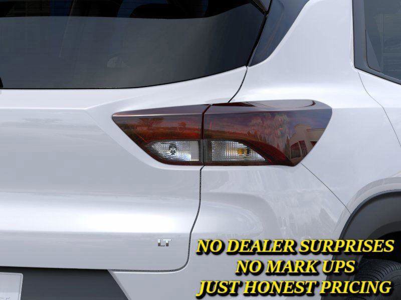 New 2026 Chevrolet TrailBlazer LT w/ Driver Confidence Package FWD image 11