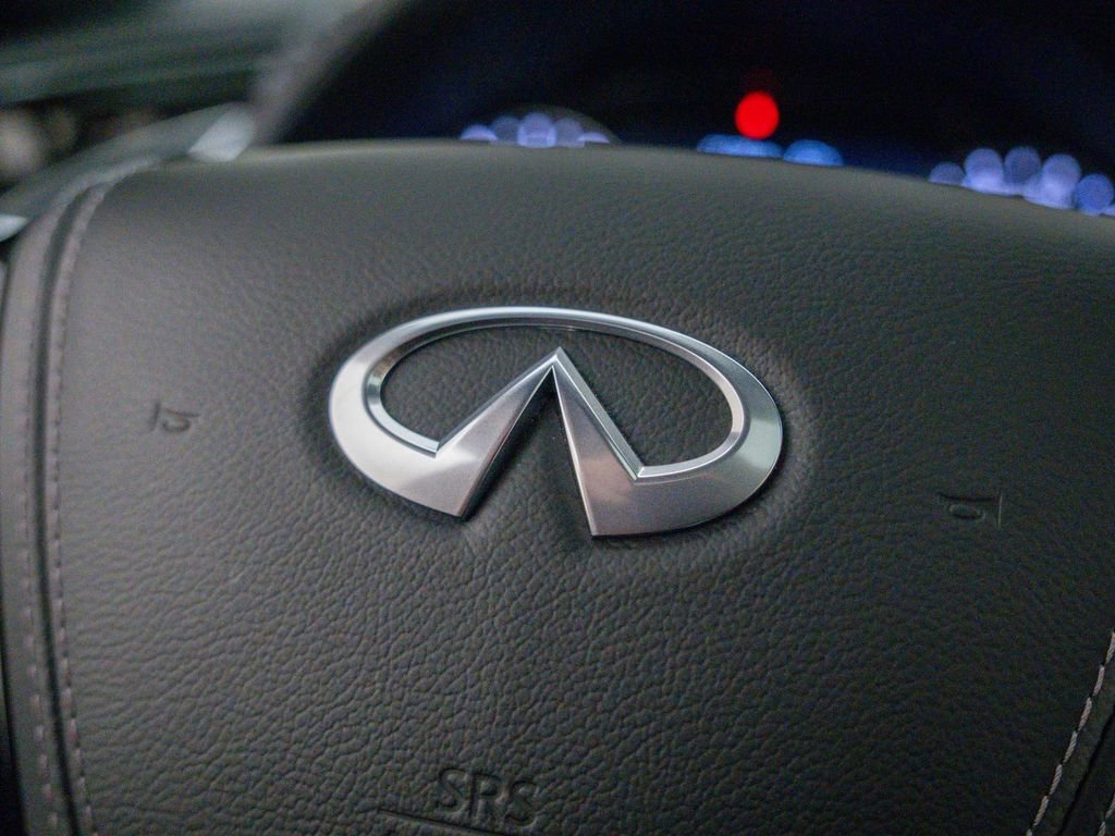 Used 2024 INFINITI QX80 Sensory AWD/4WD image 37