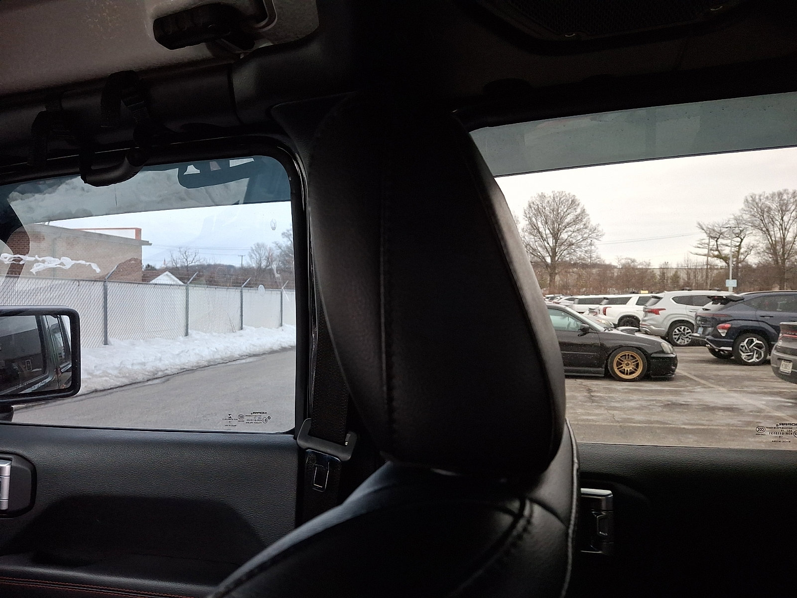 Used 2020 Jeep Gladiator Rubicon w/ Dual Top Group image 17