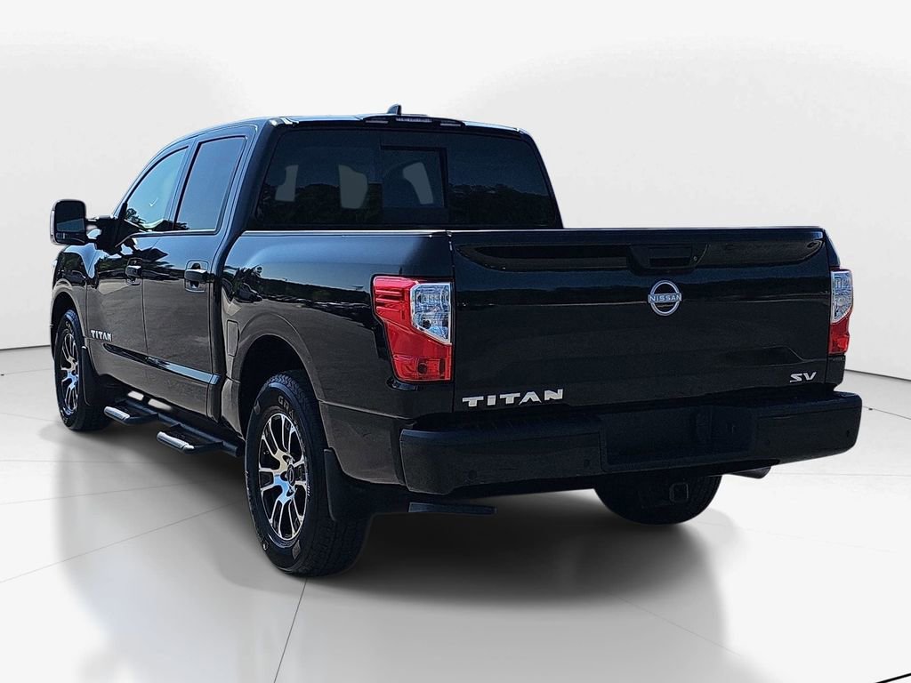 Used 2024 Nissan Titan SV w/ SV Convenience Package image 7