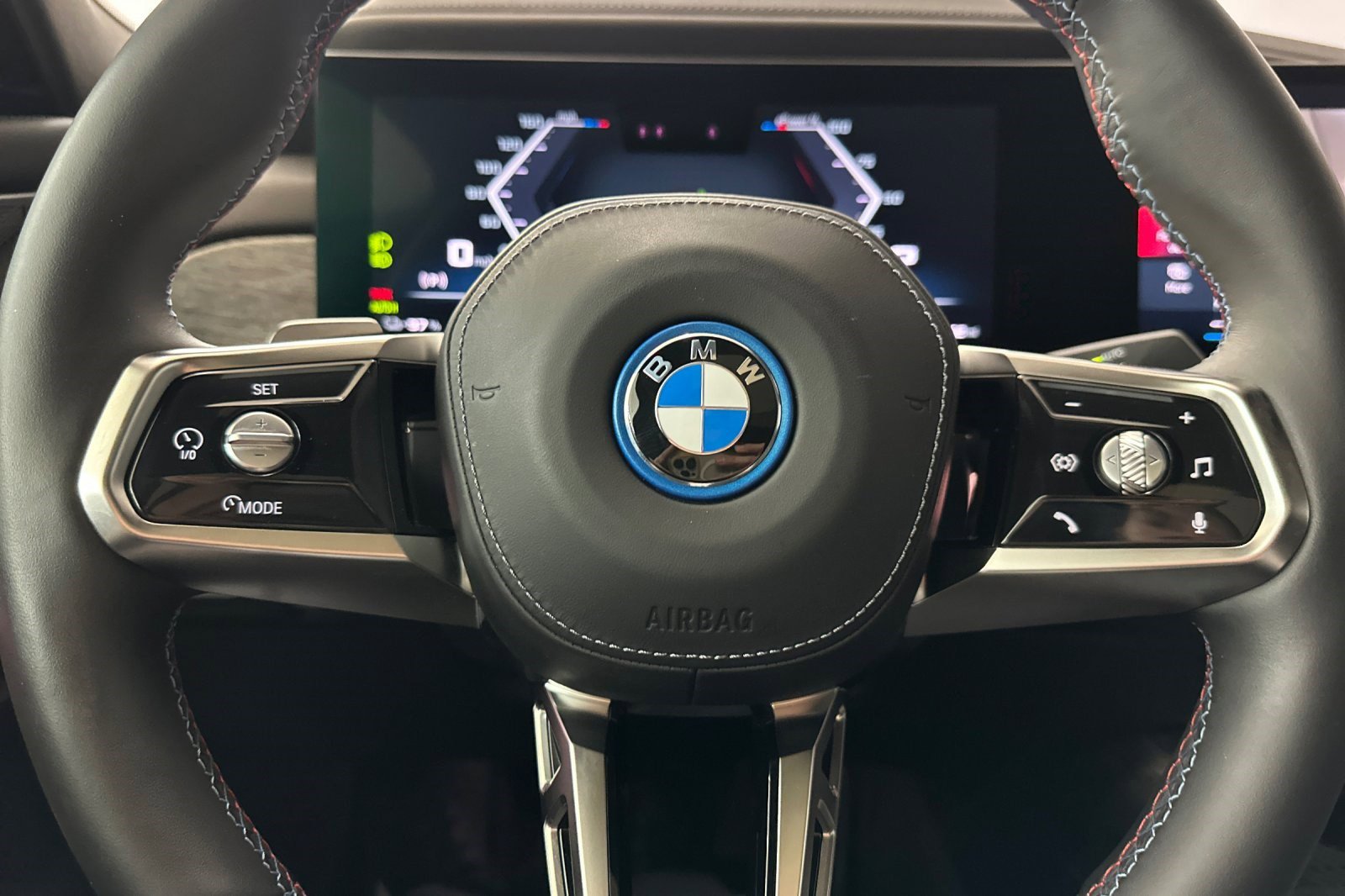 Certified 2024 BMW i7 M70 w/ Executive Package image 17