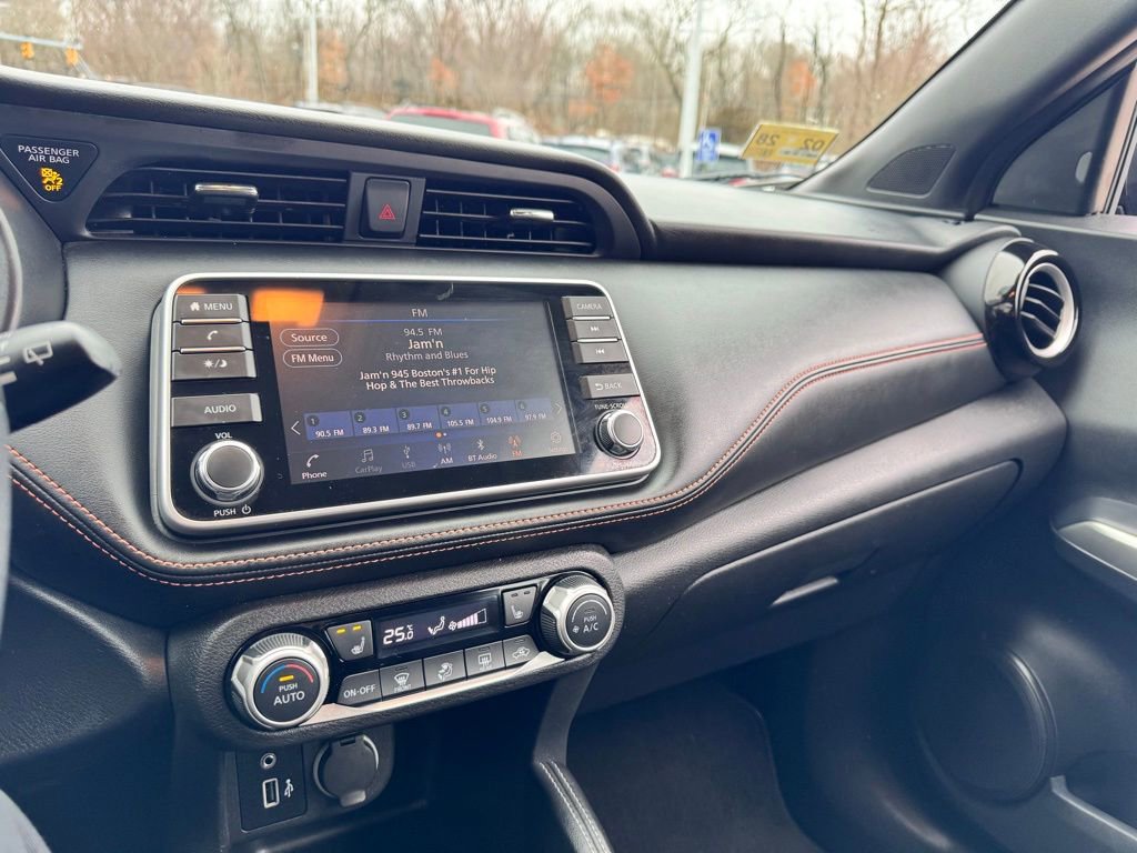 Used 2019 Nissan Kicks SR image 18