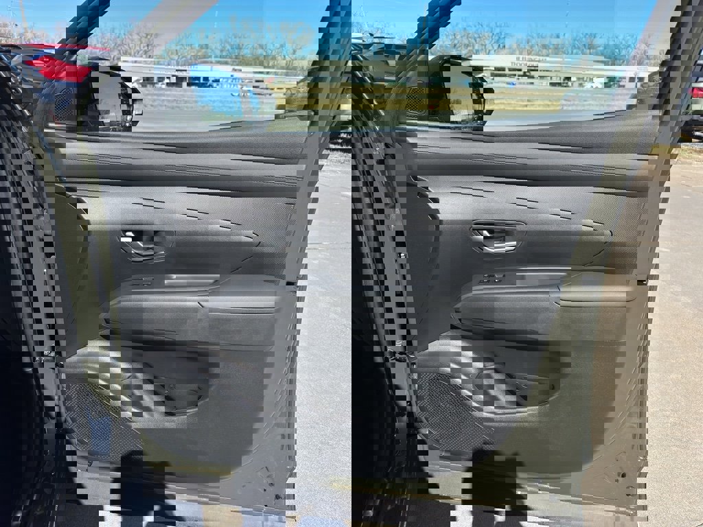 New 2026 Hyundai Tucson SE image 26