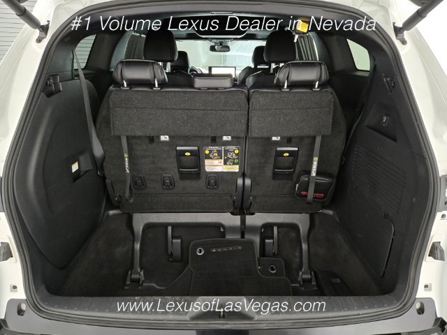 Used 2025 Toyota Sienna XSE w/ XSE Plus Package FWD image 20