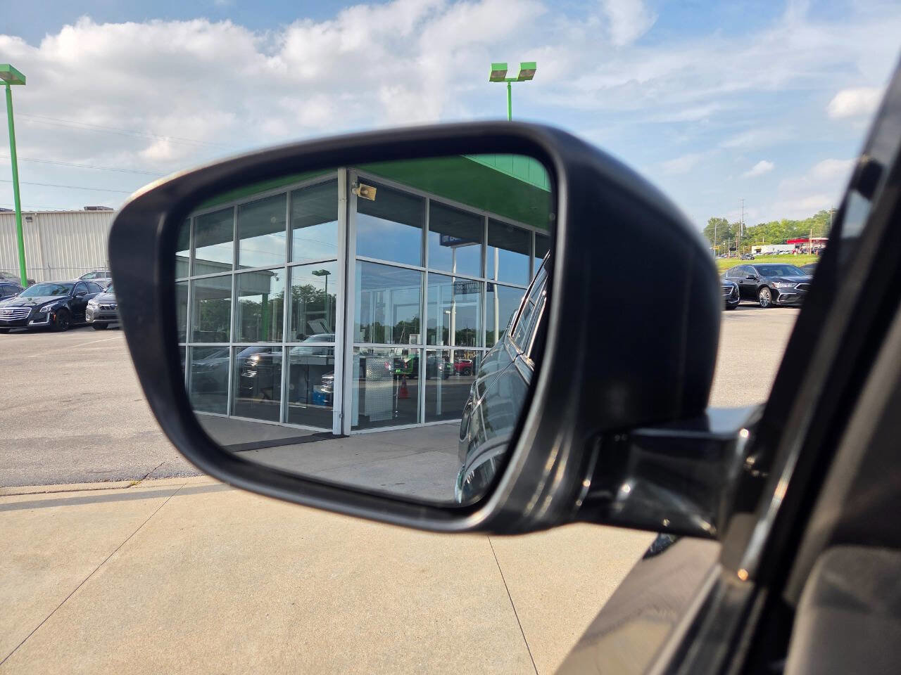 Used 2019 Nissan Murano SV w/ Premium Package image 22