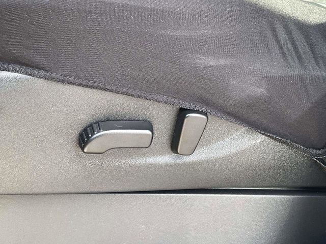 Used 2025 Nissan Frontier SV AWD/4WD image 17