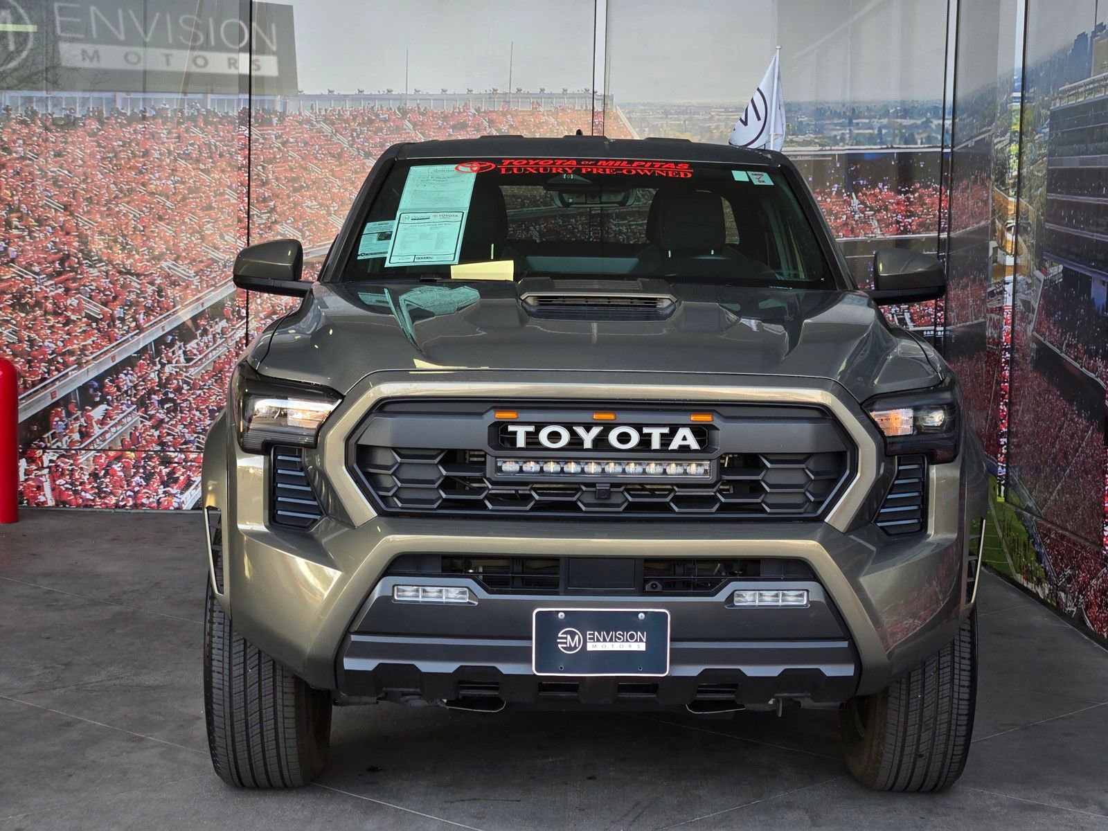 Used 2024 Toyota Tacoma TRD Sport image 3