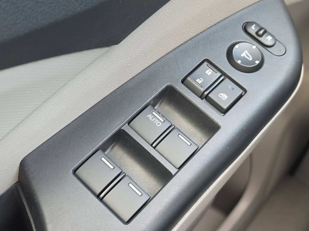 Used 2014 Honda CR-V LX image 19