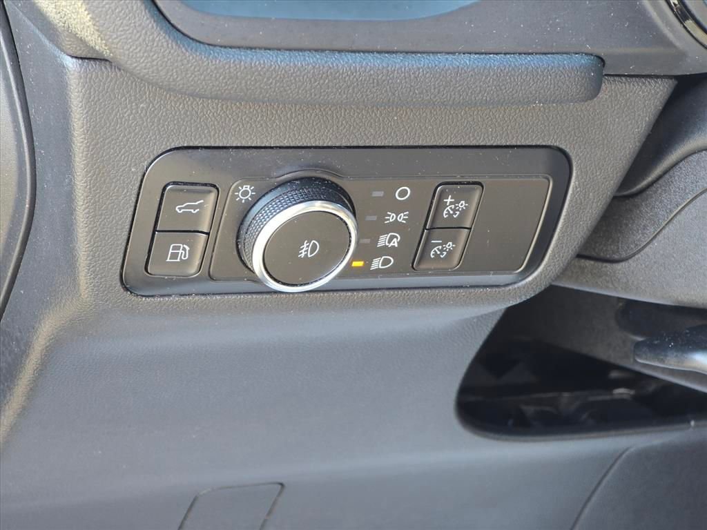Used 2023 Ford Escape ST-Line Select AWD/4WD image 7