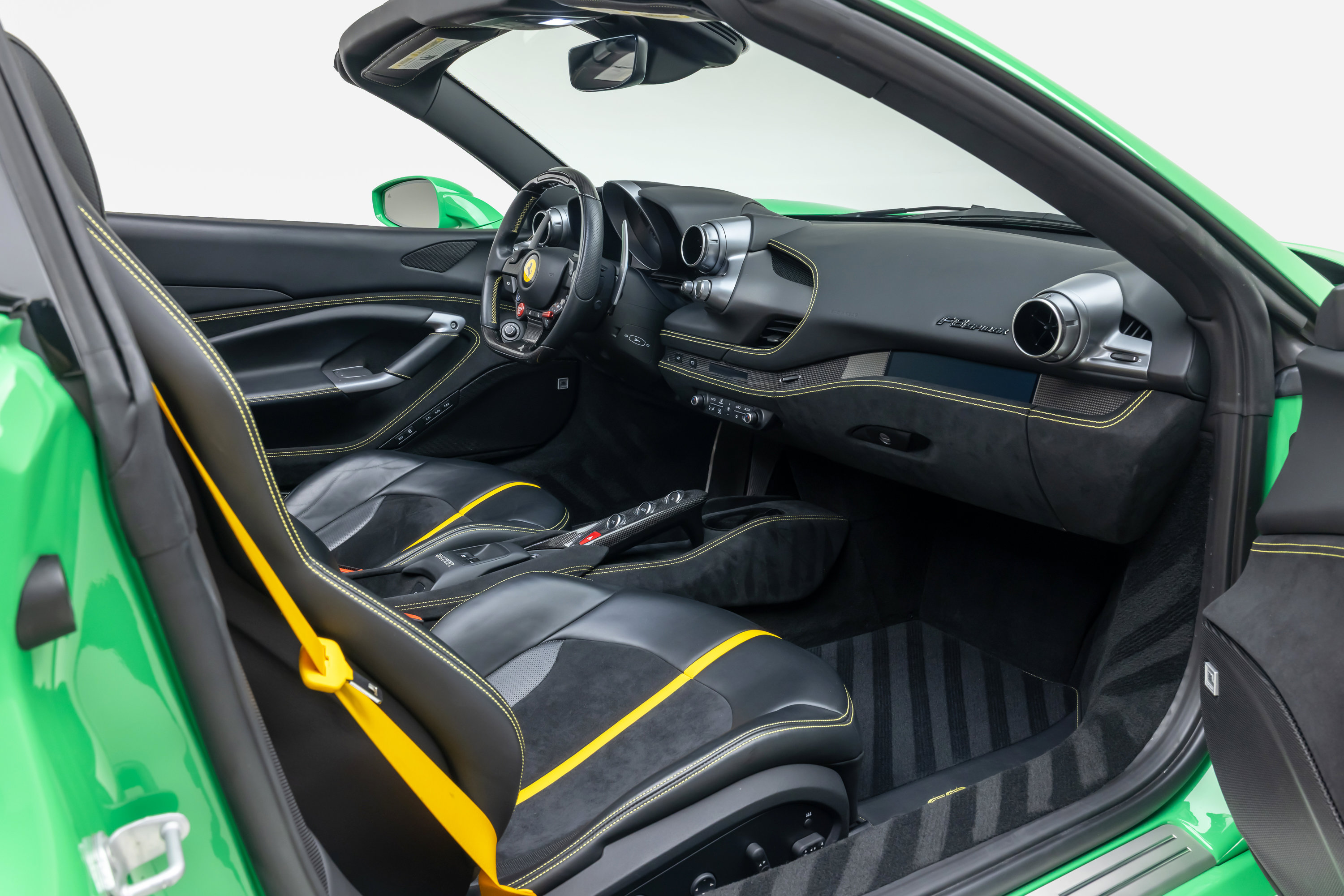Certified 2023 Ferrari F8 Tributo RWD image 44