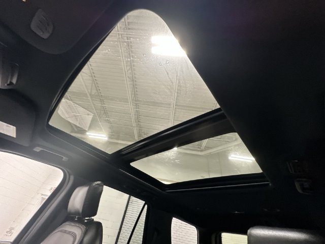 Used 2020 Ford Expedition Limited w/ Equipment Group 302A RWD image 22